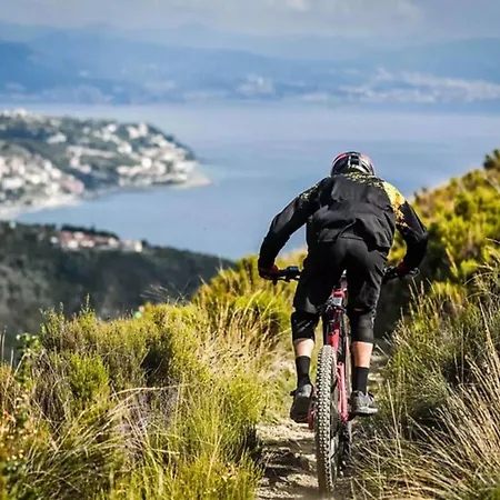 Апартаменты A Due Passi Dal Mare - Free Parking *