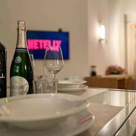 A Due Passi Dal Mare - Free Parking Apartamento *