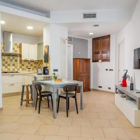 Apartment A Due Passi Dal Mare - Free Parking *
