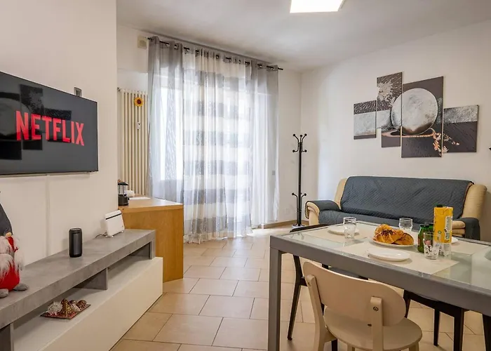 A Due Passi Dal Mare - Free Parking דירה *