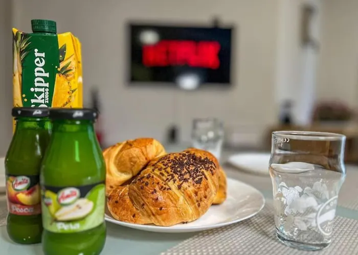 A Due Passi Dal Mare - Free Parking דירה