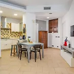 Apartment A Due Passi Dal Mare - Free Parking *